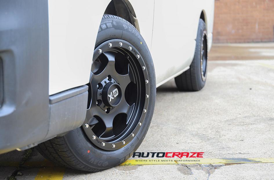 TOYOTA-HIACE-RG1-SATIN-BLACK